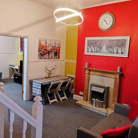 The Superhost - 4 Bedroom House Sunderland  Exterior photo
