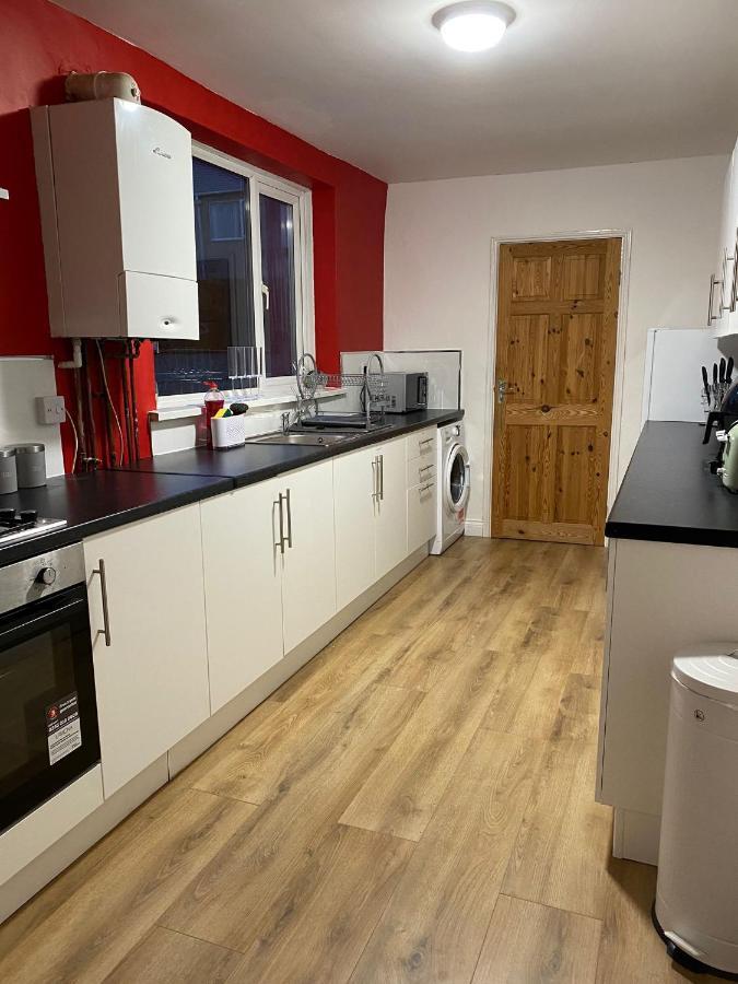The Superhost - 4 Bedroom House Sunderland  Exterior photo