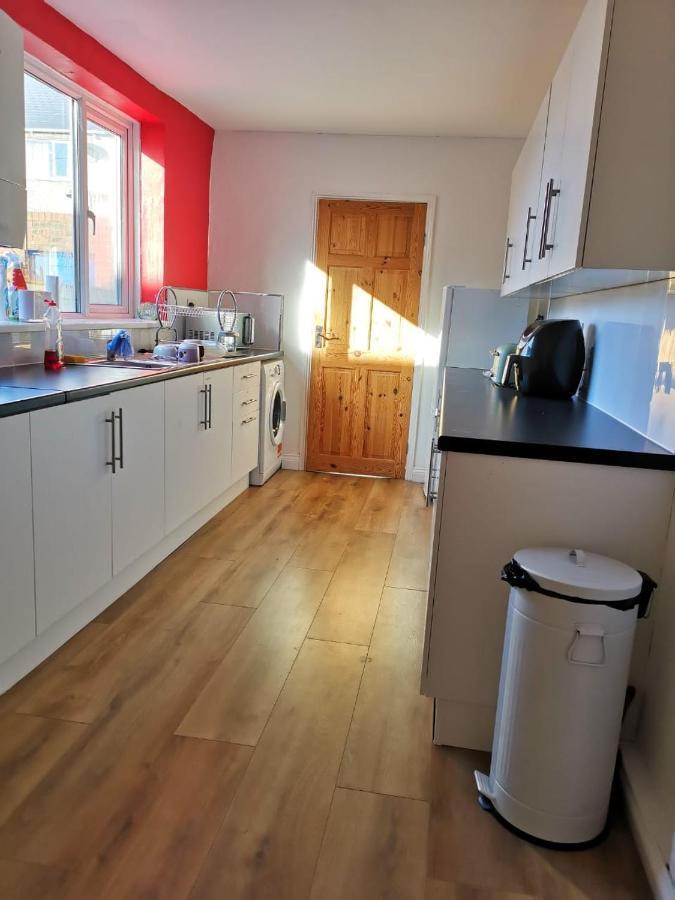 The Superhost - 4 Bedroom House Sunderland  Exterior photo